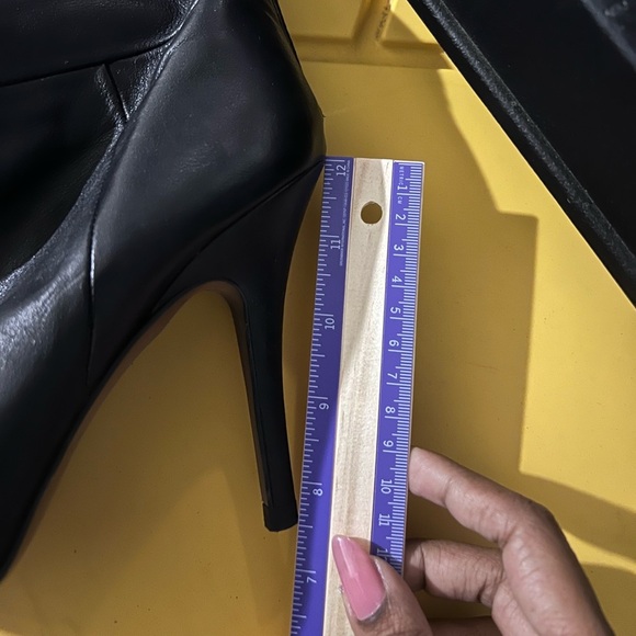 Zara Leather OTK Heeled Boots In Size 38/7.5 - Picture 8 of 8